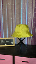Load image into Gallery viewer, Green Chenile Star Print Reversible Bucket Hat
